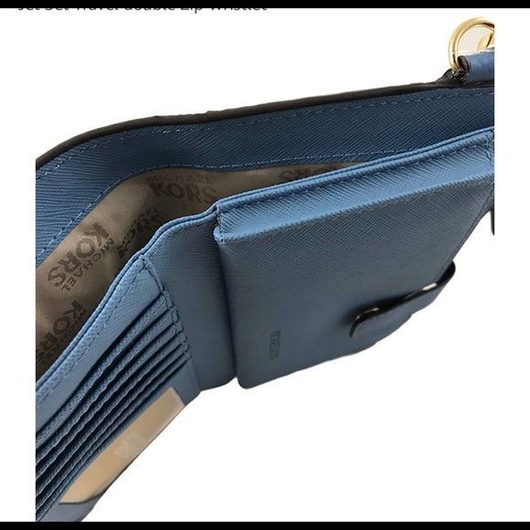 SOLD - Picture 6 of 8